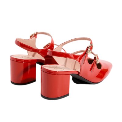 THE ESSENTIAL LOVE SANDALS